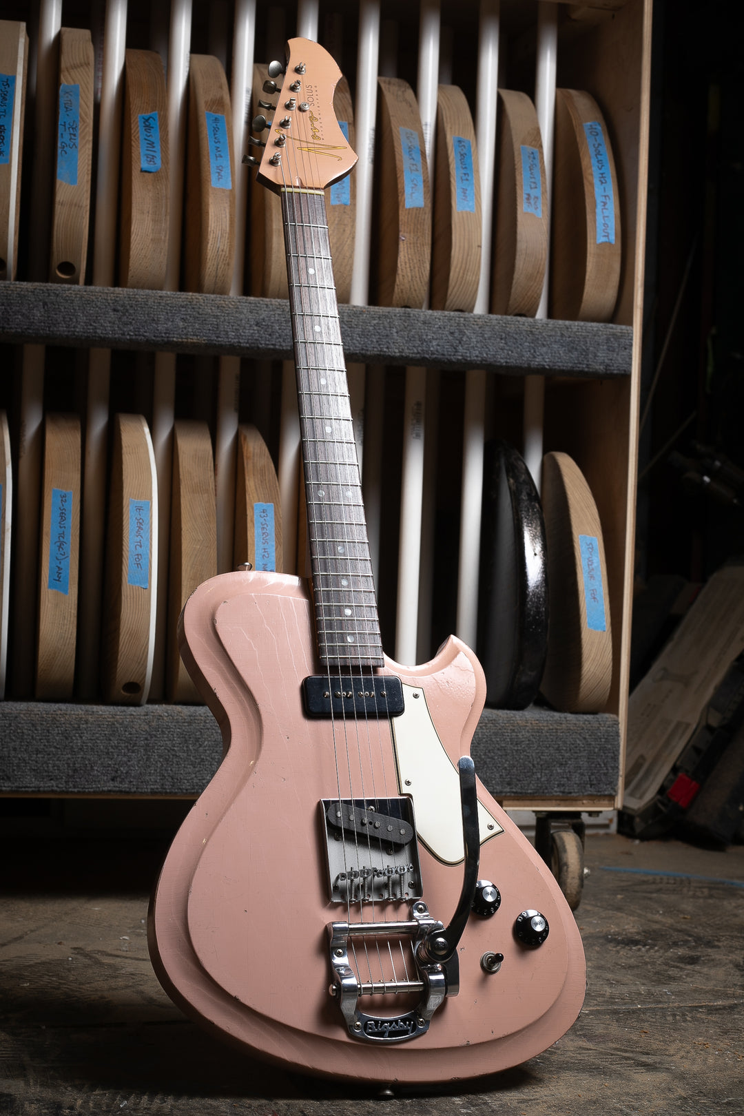 Novo Solus F2 LTD in Shell Pink