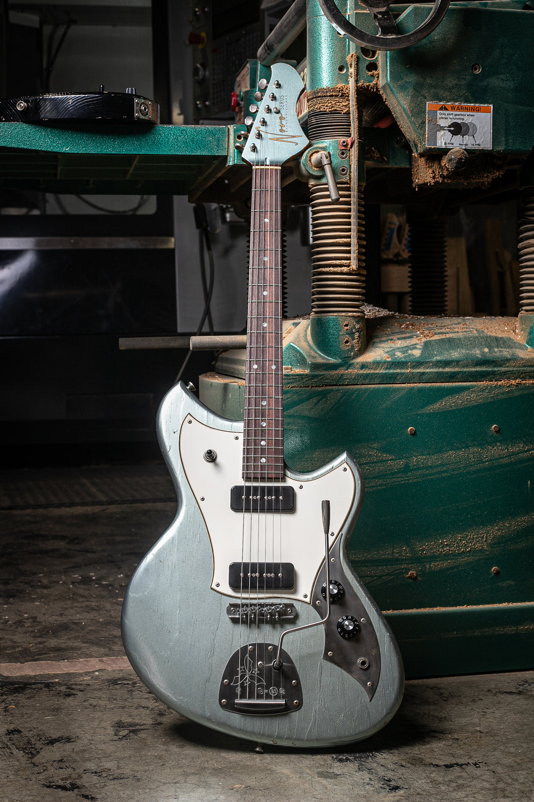 Novo Serus J in Ice Blue Metallic